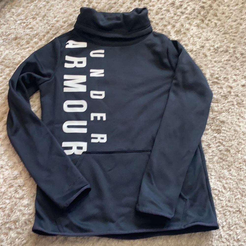 UA sweater. XS.